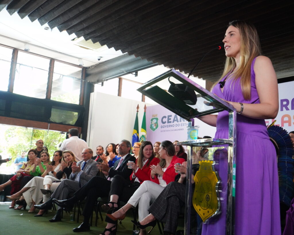 Ceará por Elas: Estado firma parceria com municípios para ampliar rede de  proteção e apoio às mulheres - ARENA DO HUMOR